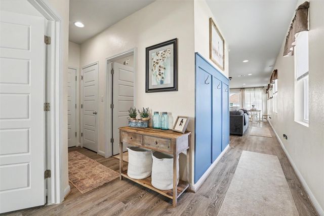 104 Ladolia LN, San Marcos, TX 78666