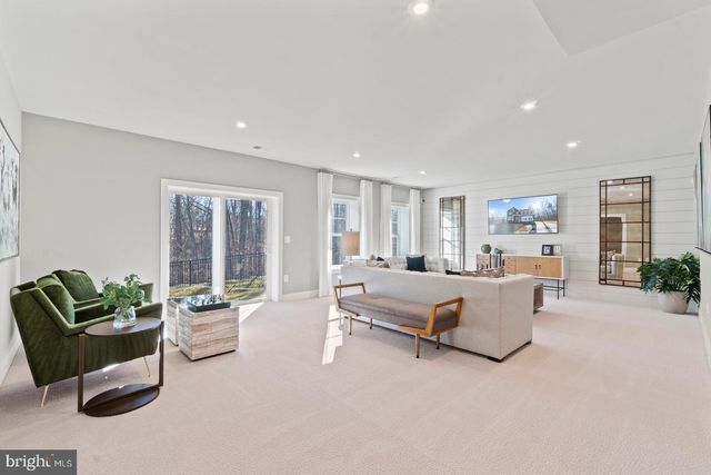 10394 HALMSTAD DR, Waldorf, MD 20603