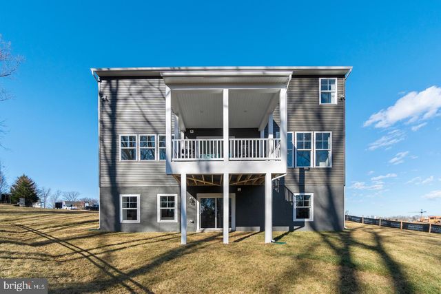 10394 HALMSTAD DR, Waldorf, MD 20603