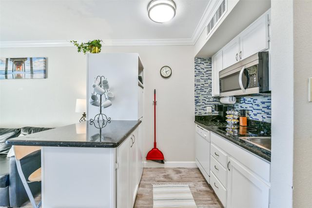 6300 Seawall Boulevard 9220, Galveston, TX 77551