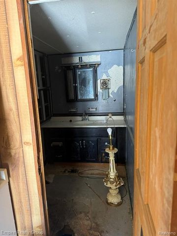 660 Fitchburg Road, Stockbridge, MI 49285