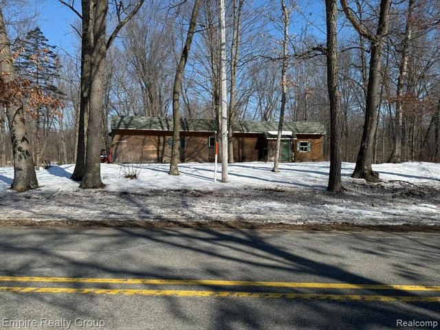 660 Fitchburg Road, Stockbridge, MI 49285
