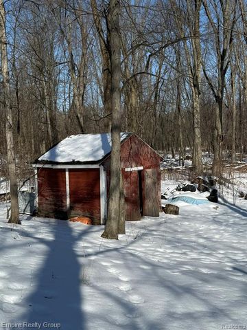 660 Fitchburg Road, Stockbridge, MI 49285