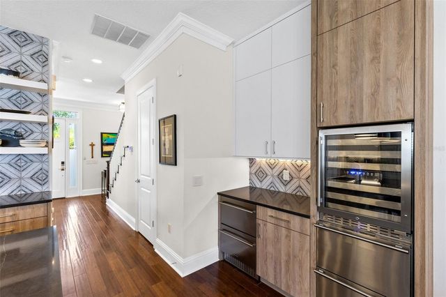 266 W LYMAN AVENUE, Winter Park, FL 32789