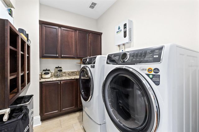 266 W LYMAN AVENUE, Winter Park, FL 32789
