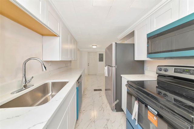 416 27TH AVENUE W, Bradenton, FL 34205