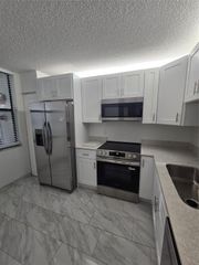 1228 S Military Trl 2114, Deerfield Beach, FL 33442