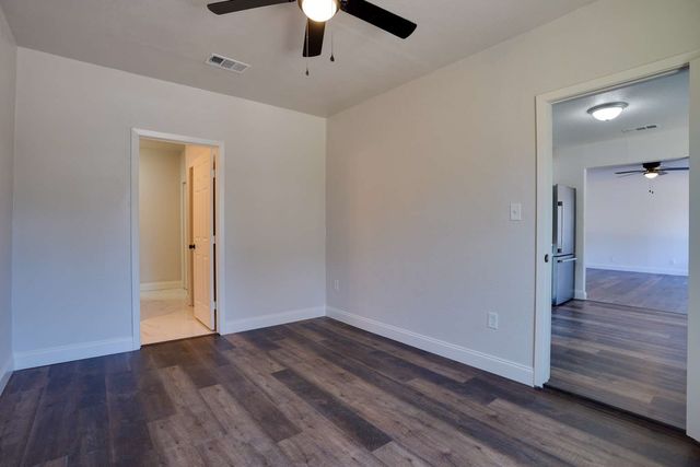 4363 Lisbon Street, Fort Worth, TX 76107
