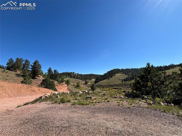 927 Stonehenge Drive, Florissant, CO 80816