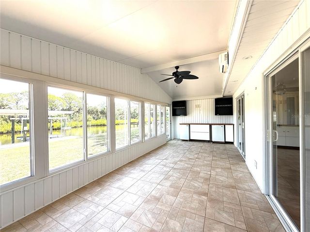 210 N SAINT THOMAS CIRCLE, Apollo Beach, FL 33572
