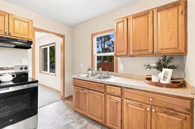 4209 Zane Avenue N, Robbinsdale, MN 55422