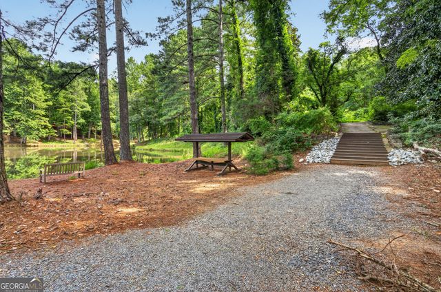 5417 Woodstream Court, Gainesville, GA 30507