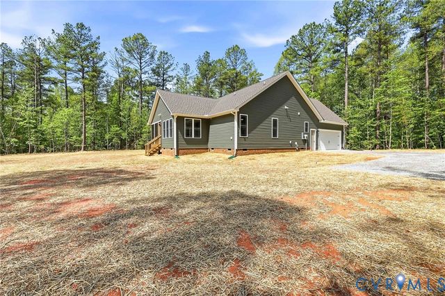 2460 Ballsville Rd, Powhatan, VA 23139