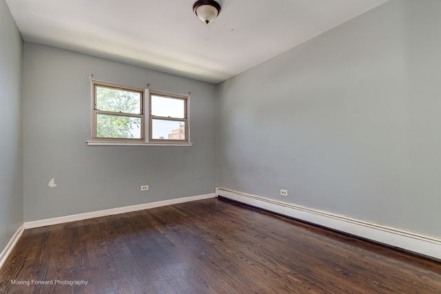 6945 S Chappel Avenue 3A, Chicago, IL 60649