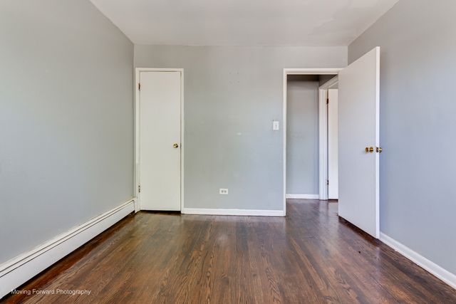 6945 S Chappel Avenue 3A, Chicago, IL 60649