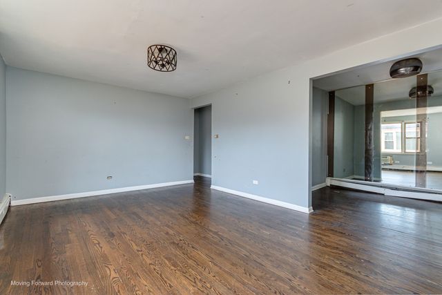 6945 S Chappel Avenue 3A, Chicago, IL 60649