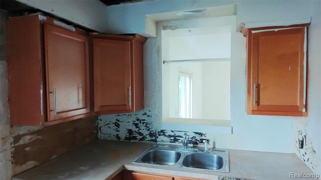 2913 S Ethel Street, Detroit, MI 48217