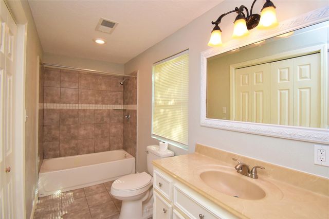 1115 Georgina Street, Rosenberg, TX 77471