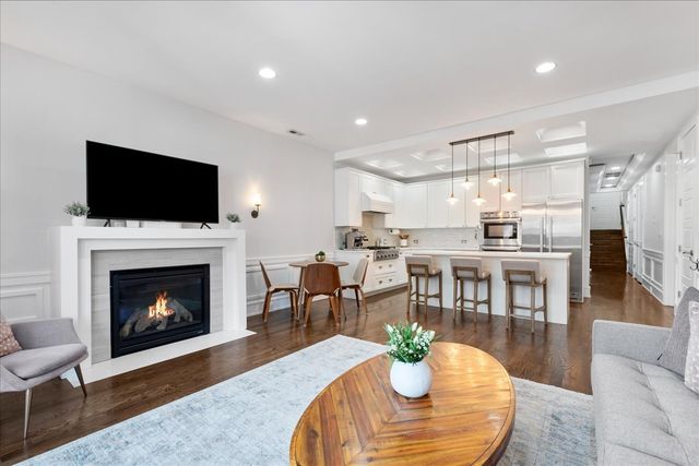 3816 N Ashland Avenue 1S, Chicago, IL 60613