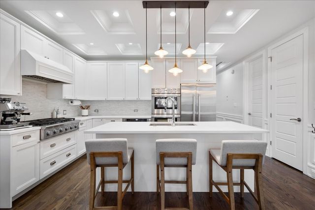 3816 N Ashland Avenue 1S, Chicago, IL 60613