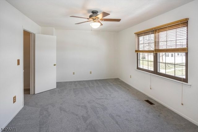 265 Riva Dr, Mansfield Twp., NJ 07840