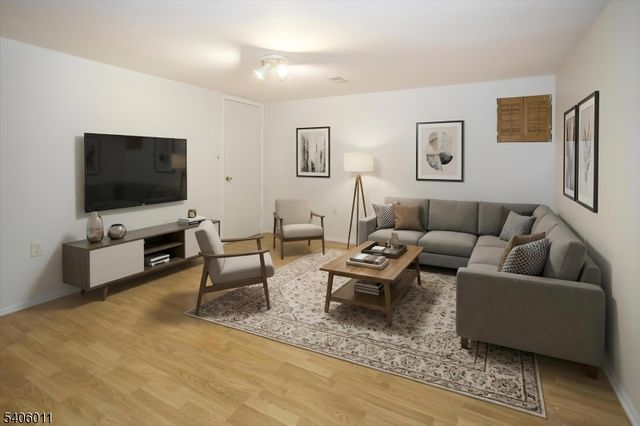 265 Riva Dr, Mansfield Twp., NJ 07840