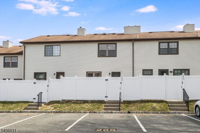 265 Riva Dr, Mansfield Twp., NJ 07840