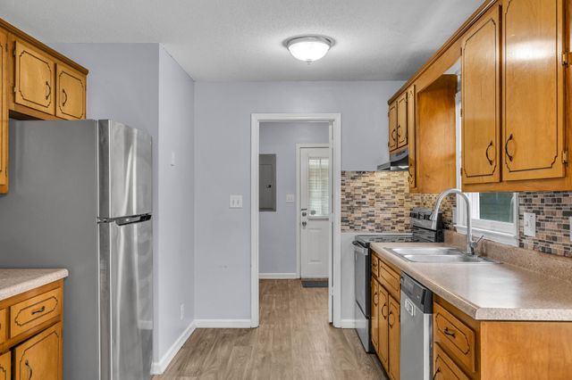 2809 Teakwood Dr, Clarksville, TN 37040