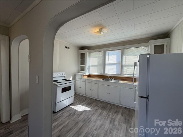 208 S 3rd Street, Albemarle, NC 28001