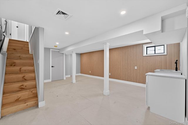 17611 137th Avenue, Rochdale, NY 11434