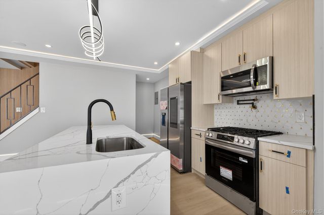 17611 137th Avenue, Rochdale, NY 11434