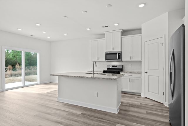 424 Congaree St, Longs, SC 29568