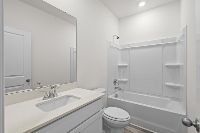 424 Congaree St, Longs, SC 29568