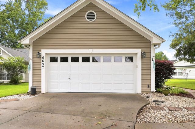 6697 Wisteria Dr., Myrtle Beach, SC 29588