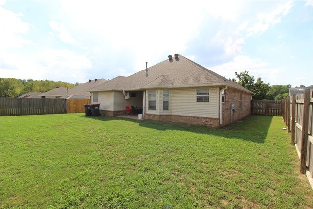 4547 Sadie Street, Springdale, AR 72762
