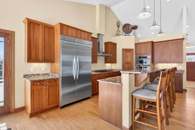 7864 Noah LANE, West Bend, WI 53090