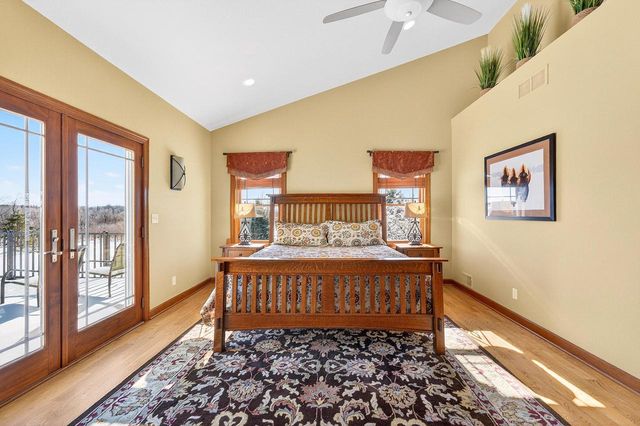 7864 Noah LANE, West Bend, WI 53090