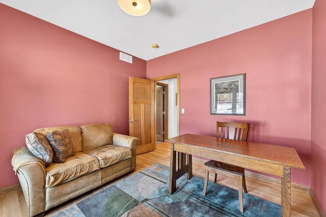 7864 Noah LANE, West Bend, WI 53090