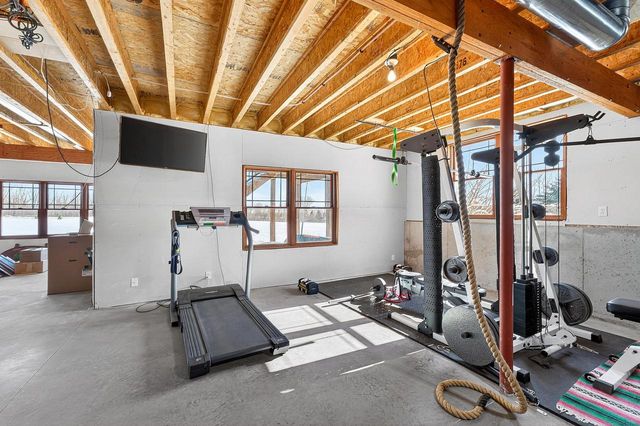 7864 Noah LANE, West Bend, WI 53090