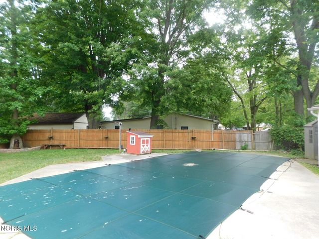 109 S Munson Road, Swanton, OH 43558