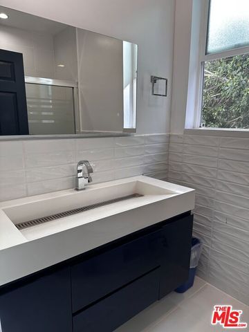 2748 Hollister Terrace A, Glendale, CA 91206