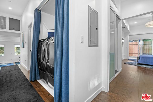 2748 Hollister Terrace A, Glendale, CA 91206