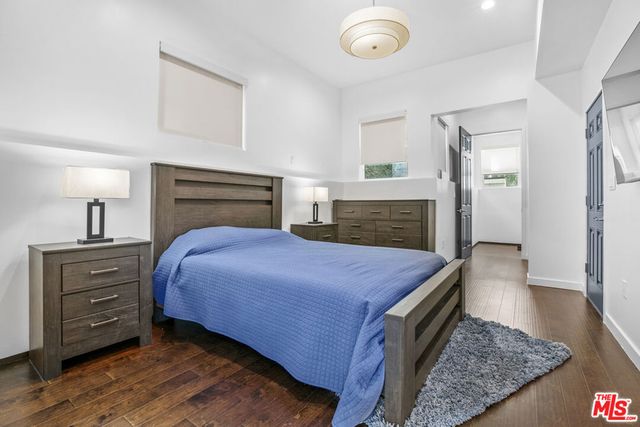 2748 Hollister Terrace A, Glendale, CA 91206