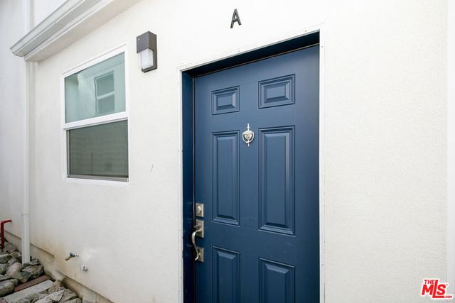 2748 Hollister Terrace A, Glendale, CA 91206