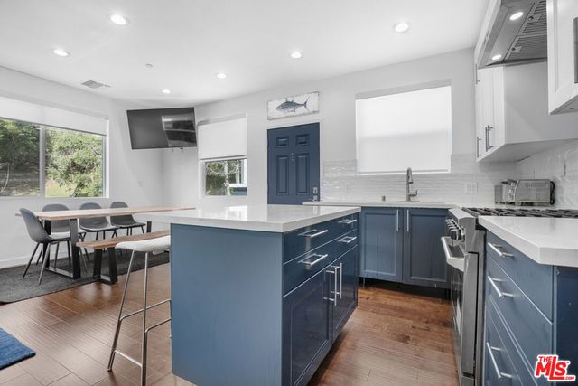 2748 Hollister Terrace A, Glendale, CA 91206