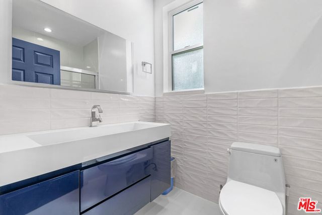 2748 Hollister Terrace A, Glendale, CA 91206