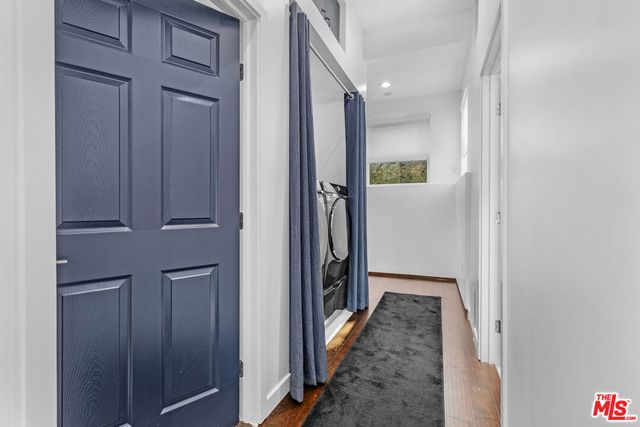 2748 Hollister Terrace A, Glendale, CA 91206
