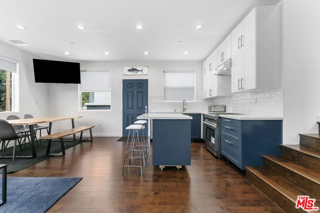 2748 Hollister Terrace A, Glendale, CA 91206