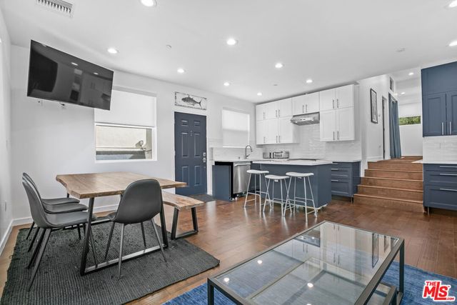 2748 Hollister Terrace A, Glendale, CA 91206