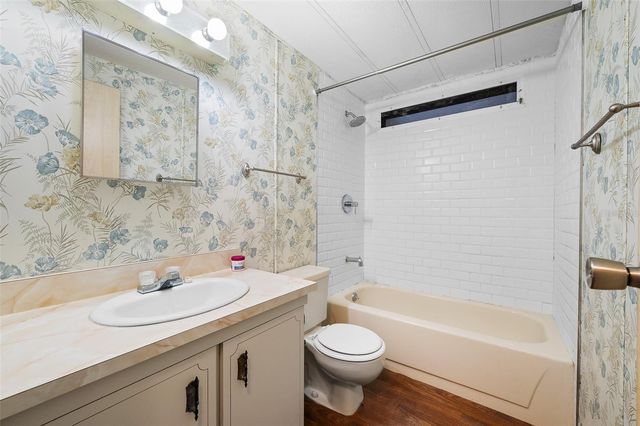 8684 NW 41ST TERRACE, Gainesville, FL 32653